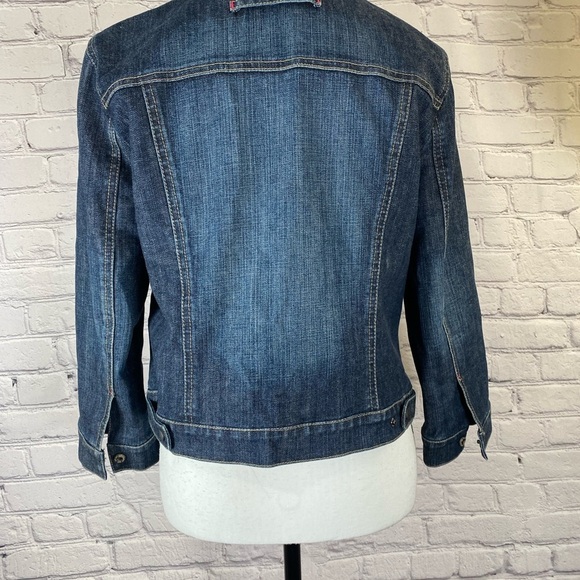 Elie Tahari Denim Jean Jacket size Medium w/ Silk Lining EUC - Picture 7 of 12